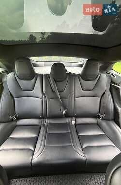 Ліфтбек Tesla Model S 2018 в 