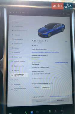 Лифтбек Tesla Model S 2014 в 