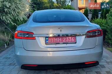 Лифтбек Tesla Model S 2016 в 
