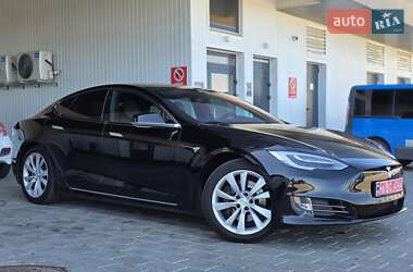 Лифтбек Tesla Model S 2018 в 
