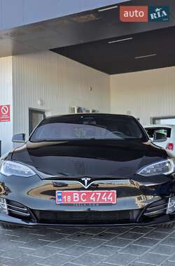 Лифтбек Tesla Model S 2018 в 