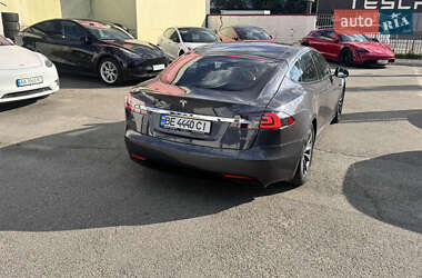Лифтбек Tesla Model S 2018 в 