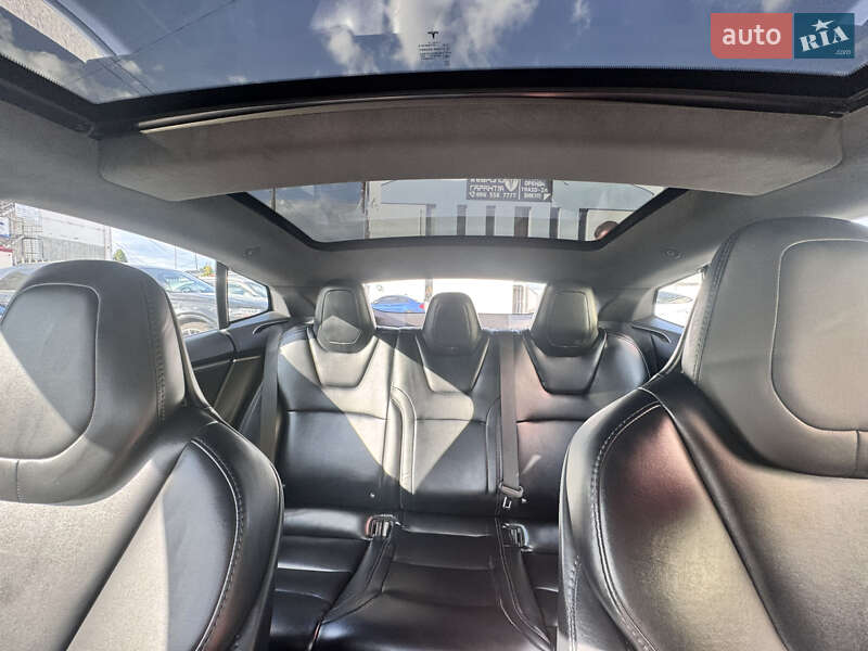 Ліфтбек Tesla Model S 2018 в Києві