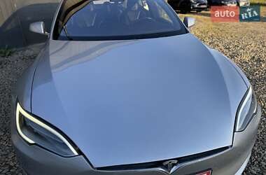 Лифтбек Tesla Model S 2017 в 
