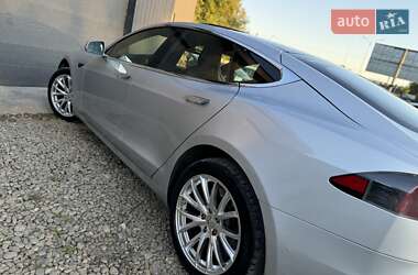 Лифтбек Tesla Model S 2017 в 