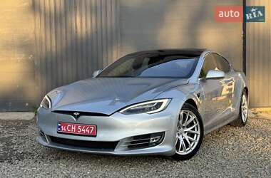 Лифтбек Tesla Model S 2017 в 