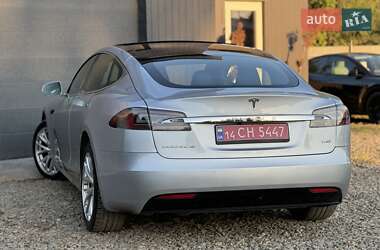 Лифтбек Tesla Model S 2017 в 