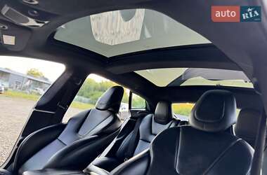 Лифтбек Tesla Model S 2017 в 