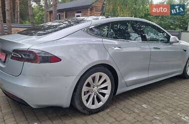 Лифтбек Tesla Model S 2016 в 