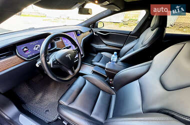 Лифтбек Tesla Model S 2020 в 