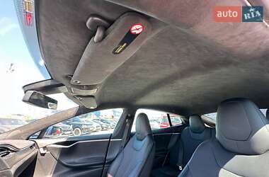 Лифтбек Tesla Model S 2015 в 
