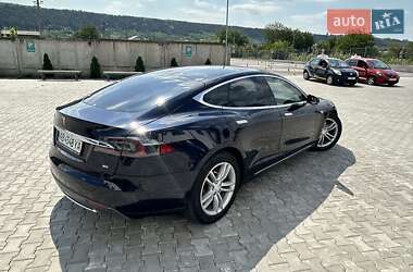 Лифтбек Tesla Model S 2013 в 