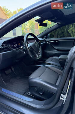 Ліфтбек Tesla Model S 2018 в 