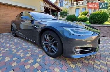 Лифтбек Tesla Model S 2016 в 