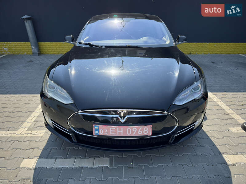 Лифтбек Tesla Model S 2014 в Одессе