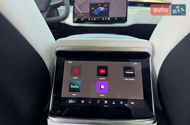 Лифтбек Tesla Model S 2022 в 