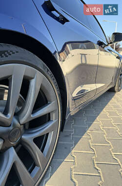 Лифтбек Tesla Model S 2022 в 