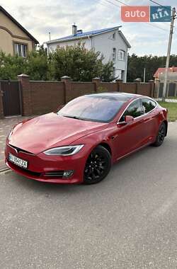 Ліфтбек Tesla Model S 2018 в Києві