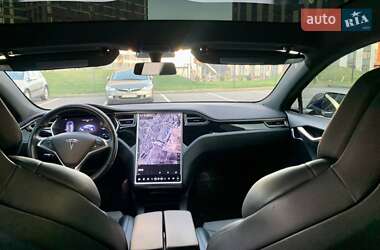Лифтбек Tesla Model S 2017 в 