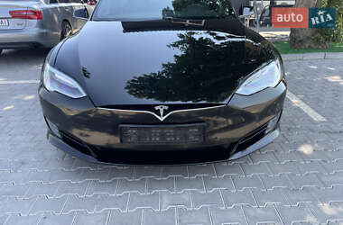 Ліфтбек Tesla Model S 2017 в Одесі