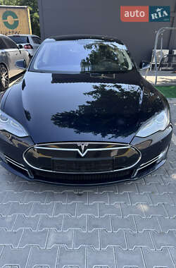 Ліфтбек Tesla Model S 2014 в Одесі
