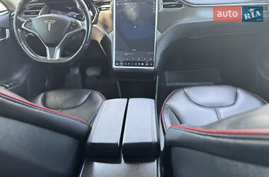 Лифтбек Tesla Model S 2014 в 