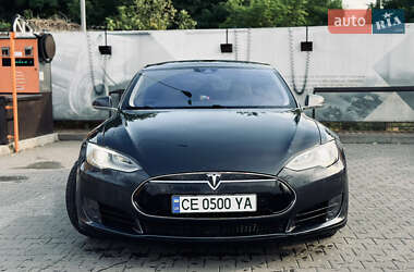 Ліфтбек Tesla Model S 2015 в 