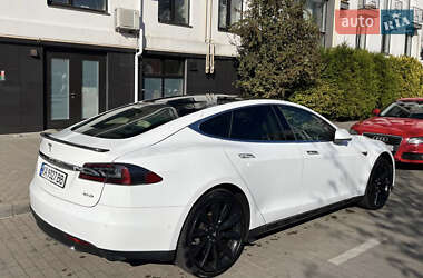 Лифтбек Tesla Model S 2015 в Киеве