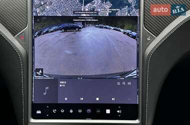 Ліфтбек Tesla Model S 2020 в 