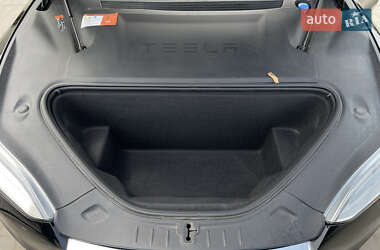 Лифтбек Tesla Model S 2018 в 