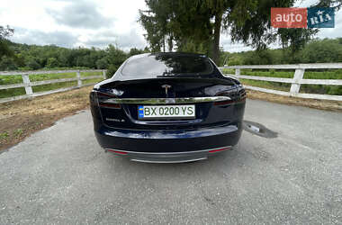 Ліфтбек Tesla Model S 2013 в 