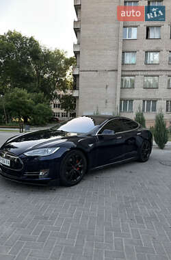 Лифтбек Tesla Model S 2014 в Запорожье