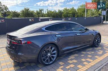 Ліфтбек Tesla Model S 2017 в 