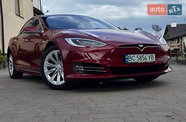 Ліфтбек Tesla Model S 2019 в 
