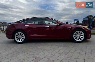 Ліфтбек Tesla Model S 2019 в 