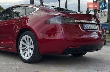 Ліфтбек Tesla Model S 2019 в 