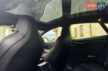 Ліфтбек Tesla Model S 2019 в 