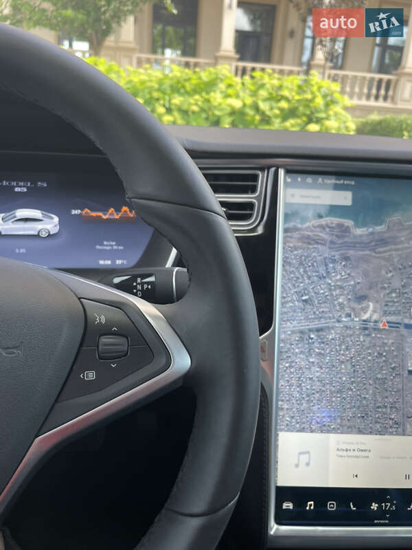 Ліфтбек Tesla Model S 2014 в Одесі
