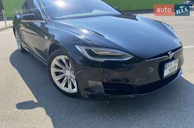 Ліфтбек Tesla Model S 2016 в 