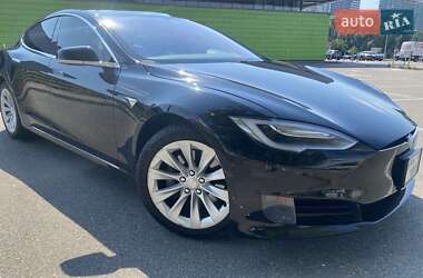 Ліфтбек Tesla Model S 2016 в 