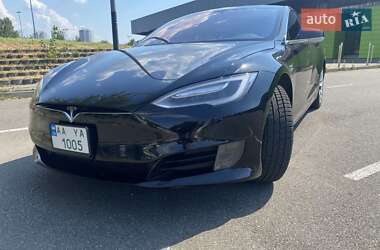 Ліфтбек Tesla Model S 2016 в 