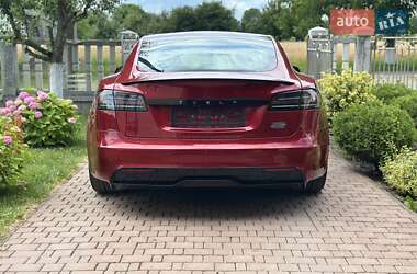 Ліфтбек Tesla Model S 2024 в 
