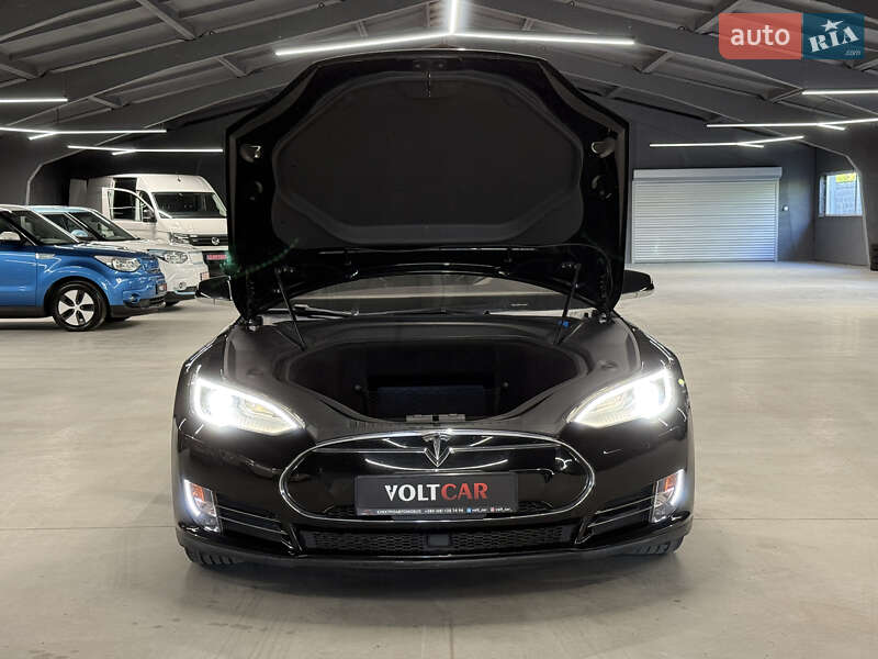 Лифтбек Tesla Model S 2016 в Владимире