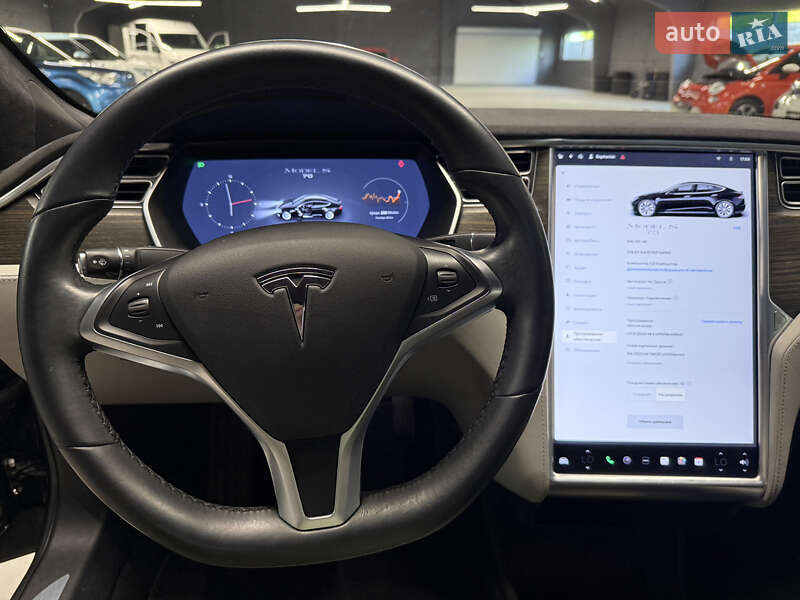 Лифтбек Tesla Model S 2016 в Владимире