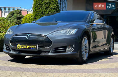 Лифтбек Tesla Model S 2014 в 