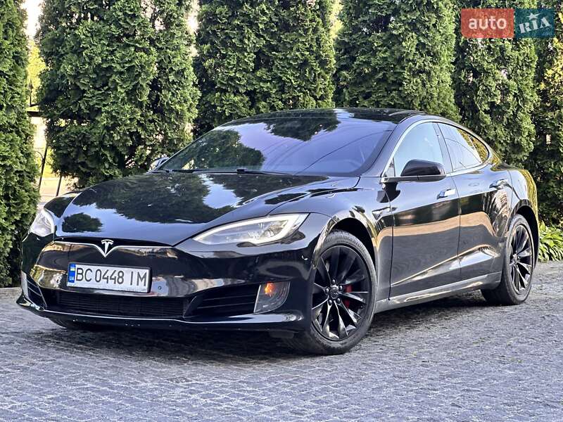 Tesla Model S 2017