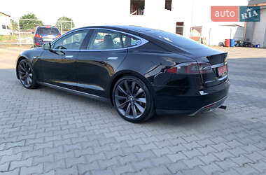 Лифтбек Tesla Model S 2013 в 