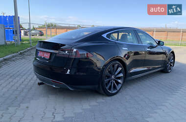 Лифтбек Tesla Model S 2013 в 