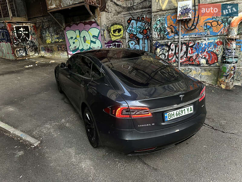 Лифтбек Tesla Model S 2017 в Одессе фото 19 Лифтбек Tesla Model S 2017 в Одессе