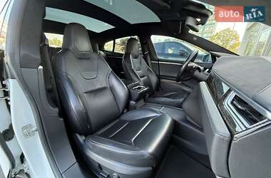 Лифтбек Tesla Model S 2016 в 